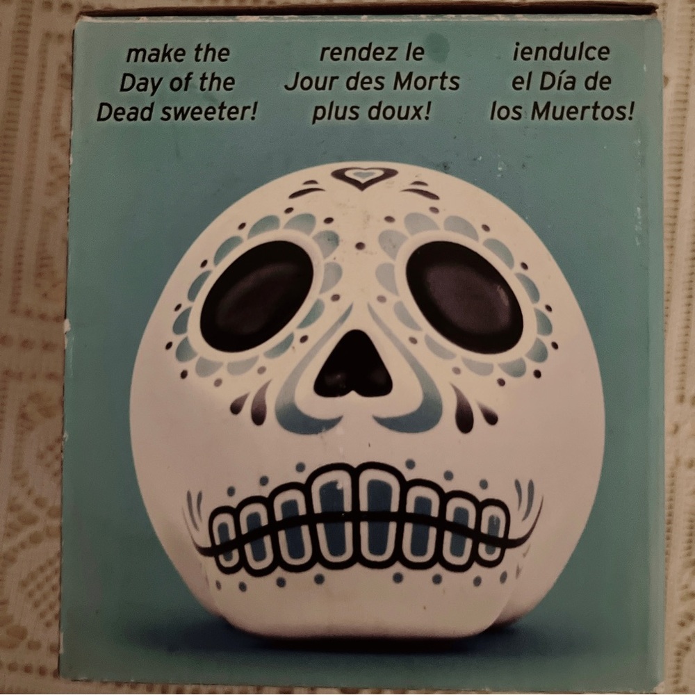 Sugar skull sugar shaker - Picture 3 of 6